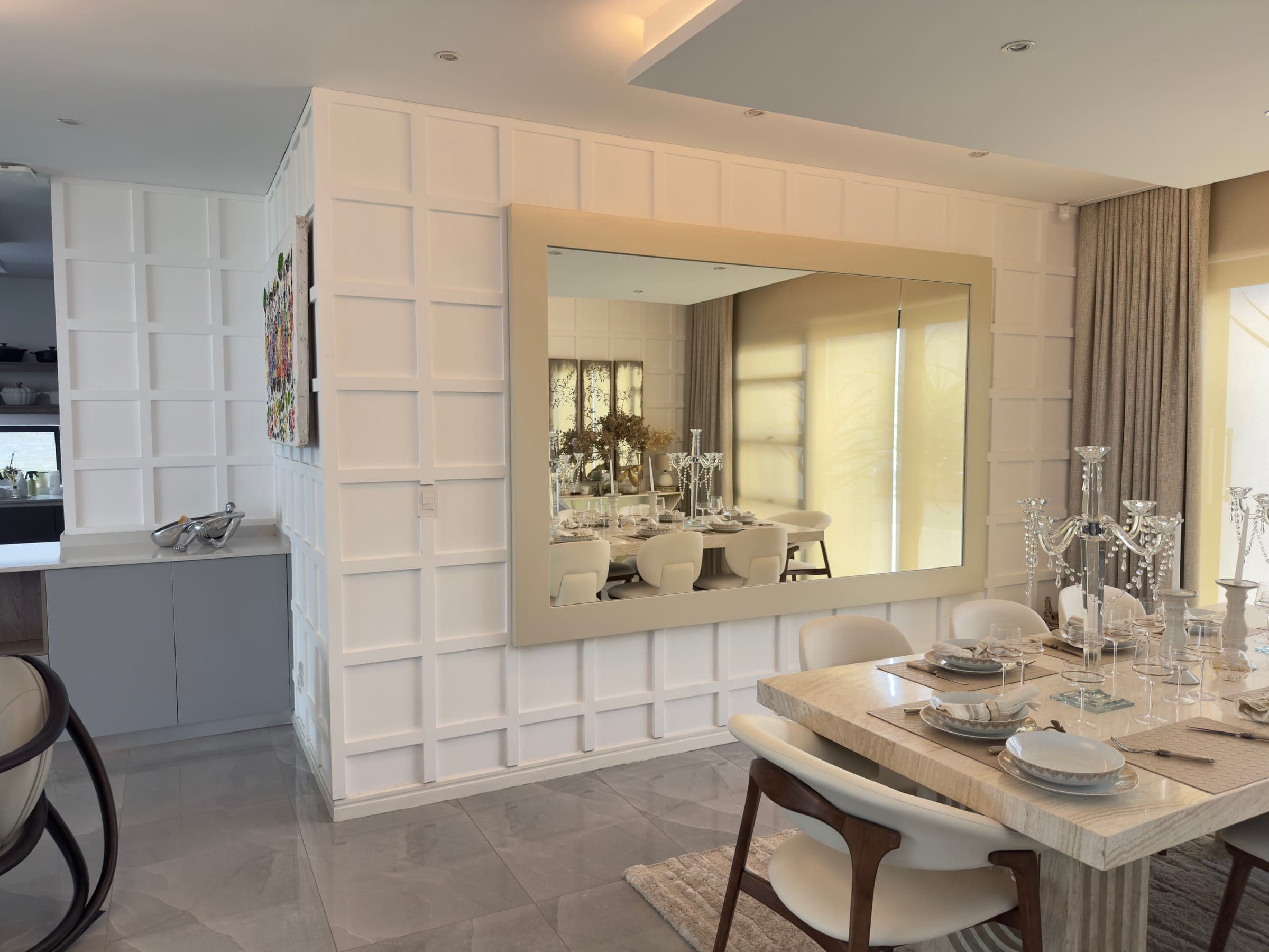 Grid panel wall with mirror, dining room